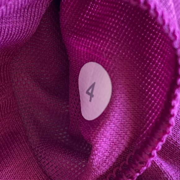 Lululemon Nouveau Limits Tank Built-in Bra, Size 4 - Picture 9 of 10